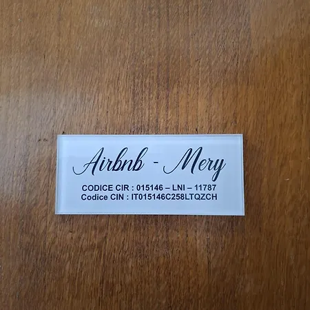 Airb&b Mery -fabrique Unipol Dome- * Mailand