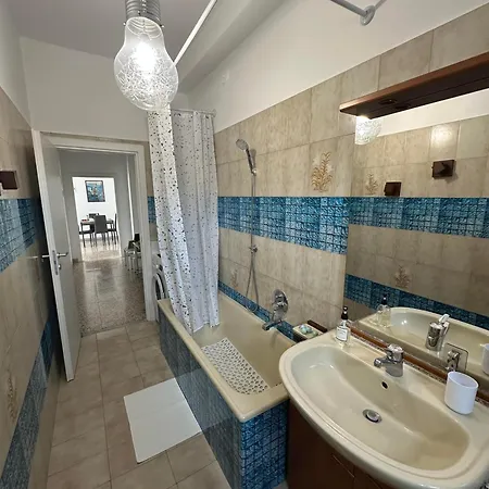 Airb&b Mery -fabrique Unipol Dome- Mailand